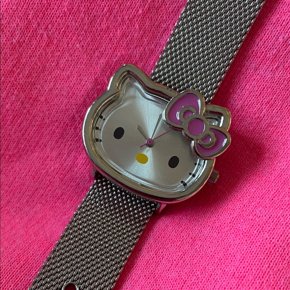 Hello Kitty Sanrio Silver mesh band Watch
